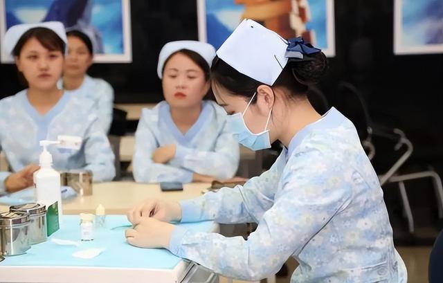 大健康行業(yè)：馬云、王健林、許家印都參與其中，這說(shuō)明了什么？2.jpeg